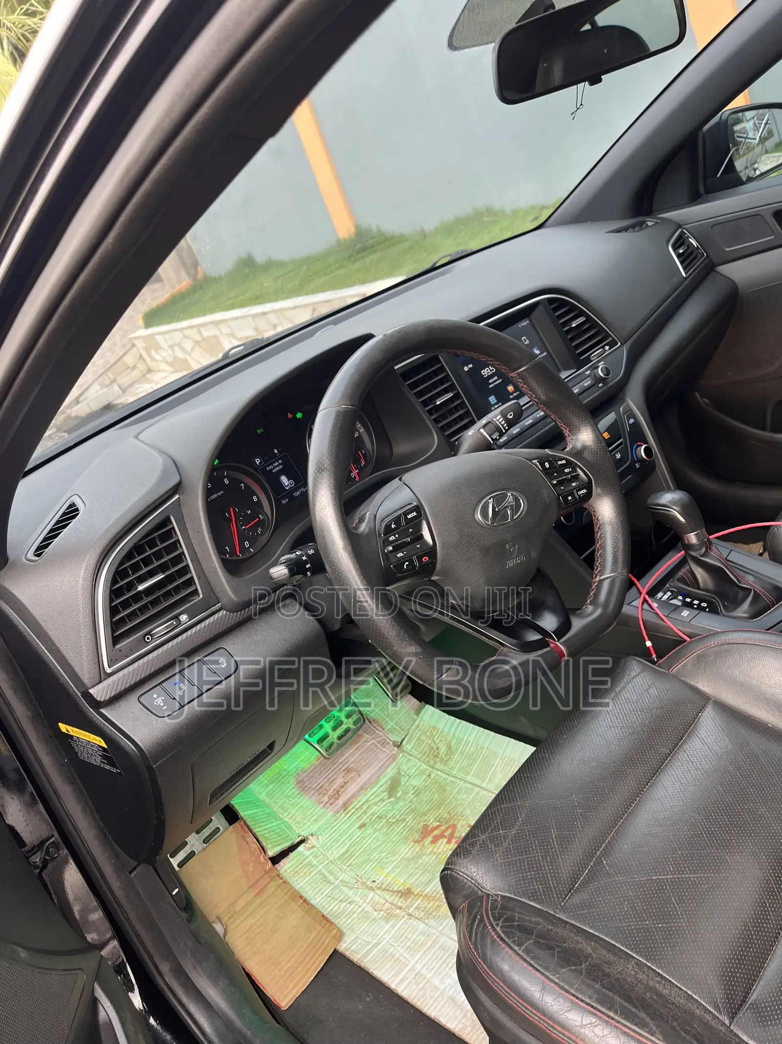 Hyundai Elantra Sport Sedan FWD (1.6L 4cyl 6M) 2017 Black