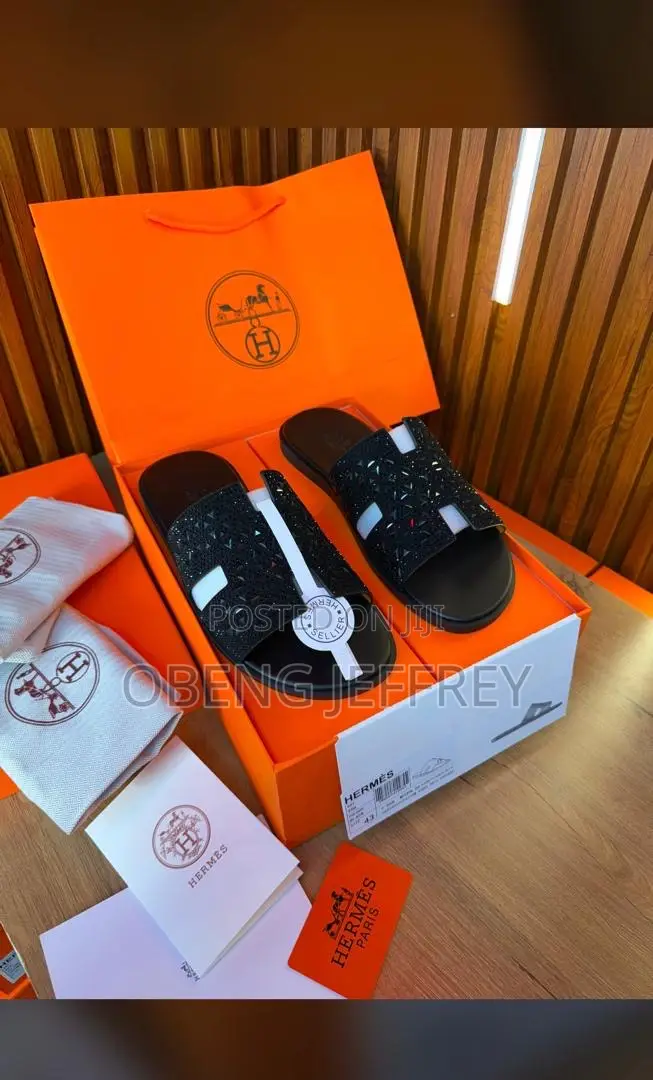 Original Men’s Hermes Slippers in Varieties