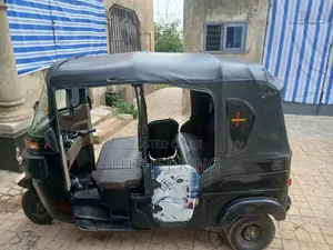 New Bajaj RE 2025 Black