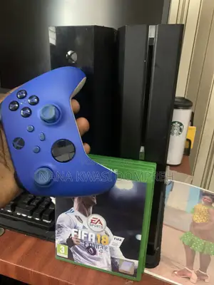 Neat Uk Used Xbox One With Controller