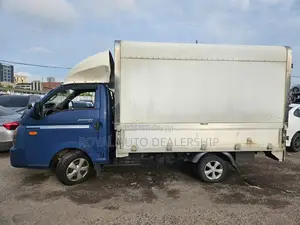 Hyundai Porter Wing Truck 2017