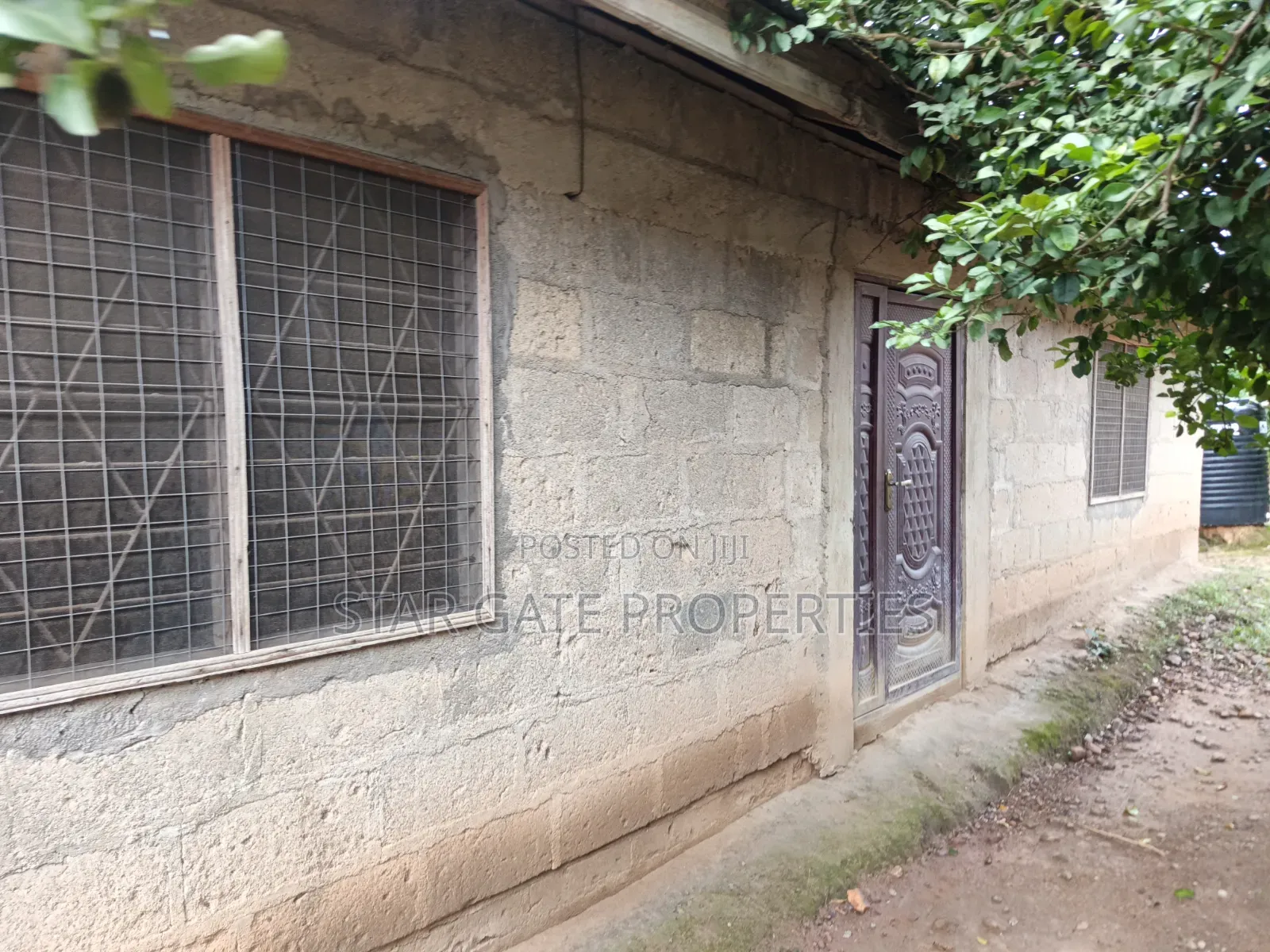 6bdrm House in Adwumakaase Kesse, Kumasi Metropolitan for sale