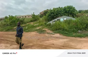One Plot, Land Amasaman Danchira