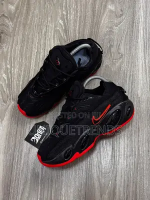 Original NIKE Nocta Glide Sneakers