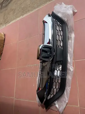 Honda CR-V 2017 to 2019 Front Shells/Grille.