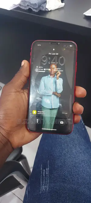 Apple iPhone 11 64 GB Red