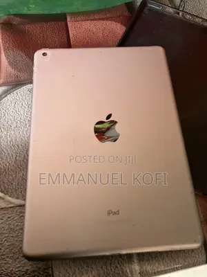 Apple iPad 9.7 32 GB Gray