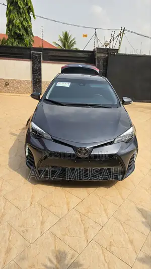 Toyota Corolla 2017 Gray
