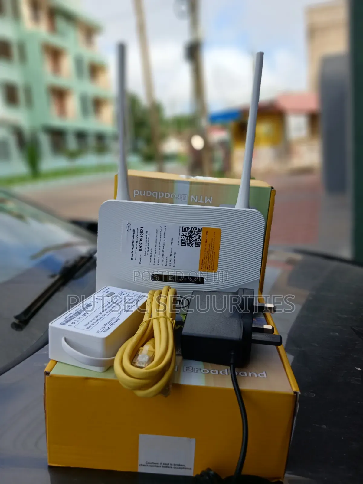 4G Universal Router With Backup Battery
