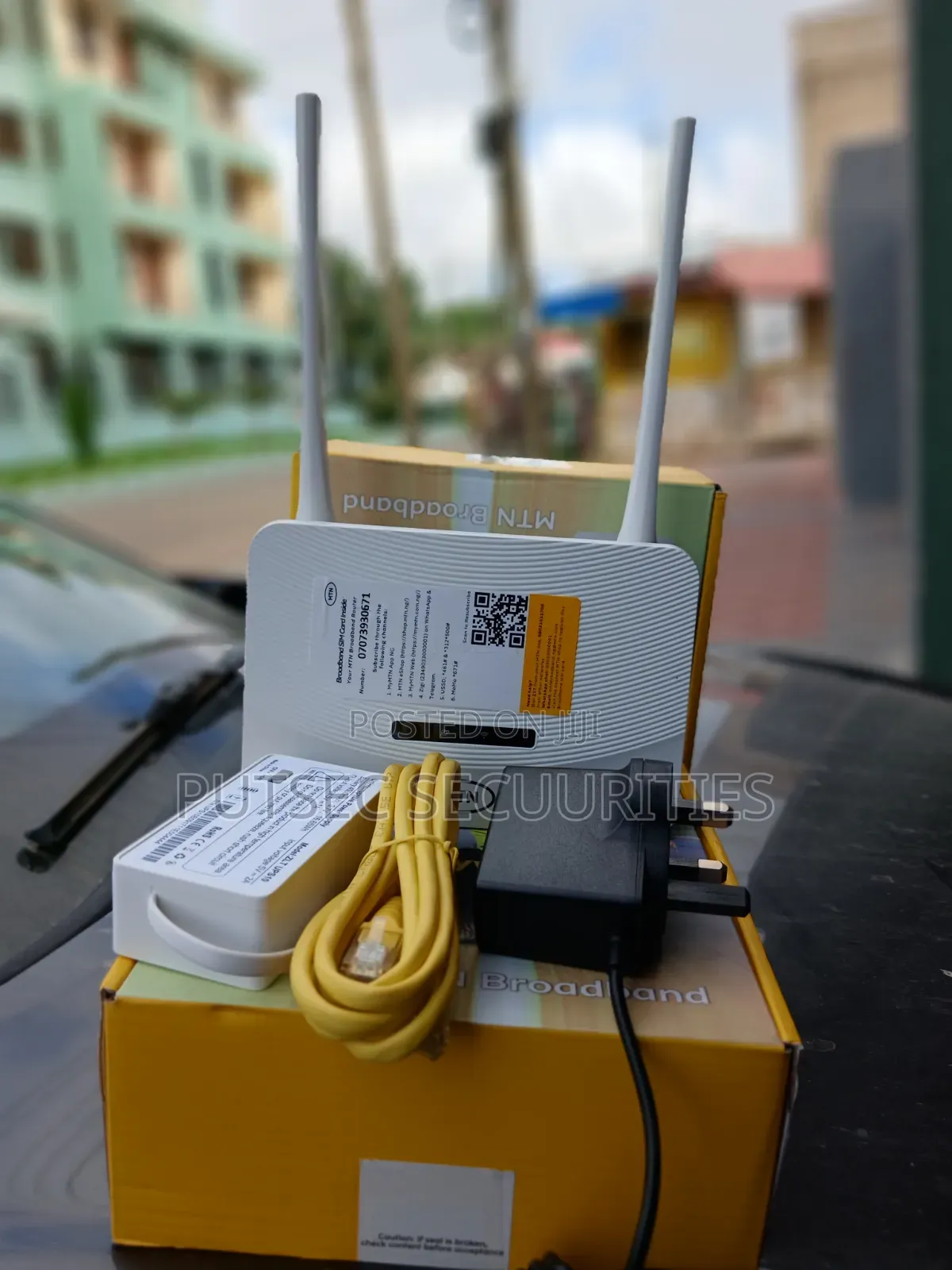 4G Universal Router With Backup Battery