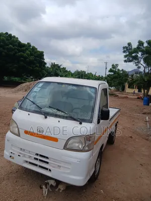 Daihatsu Cast 660 AWD 2015 White