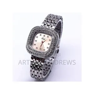 2PCS Women Wrist Watches Set