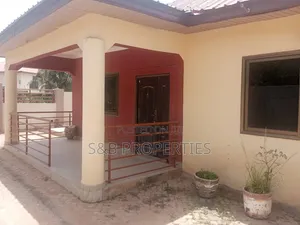 2bdrm House in Kwabenya for rent