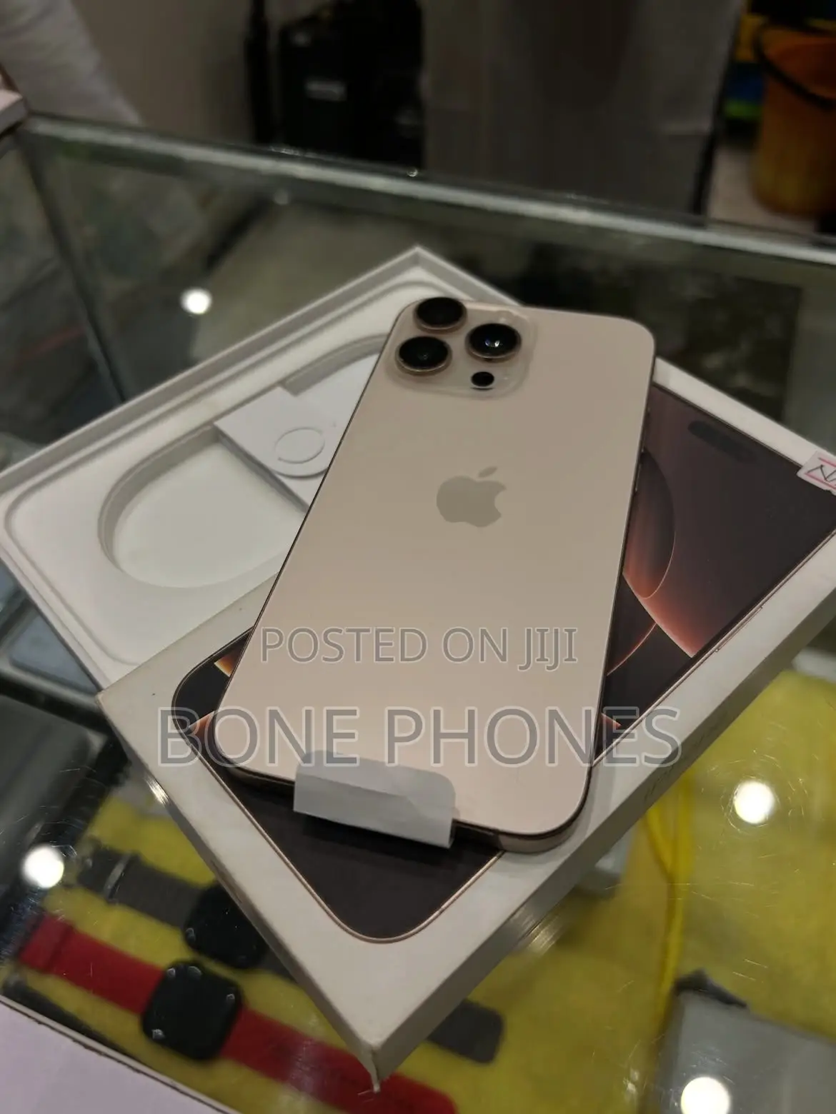 Apple iPhone 16 Pro Max 256 GB Gold