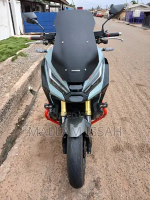 Honda 2023 Gray