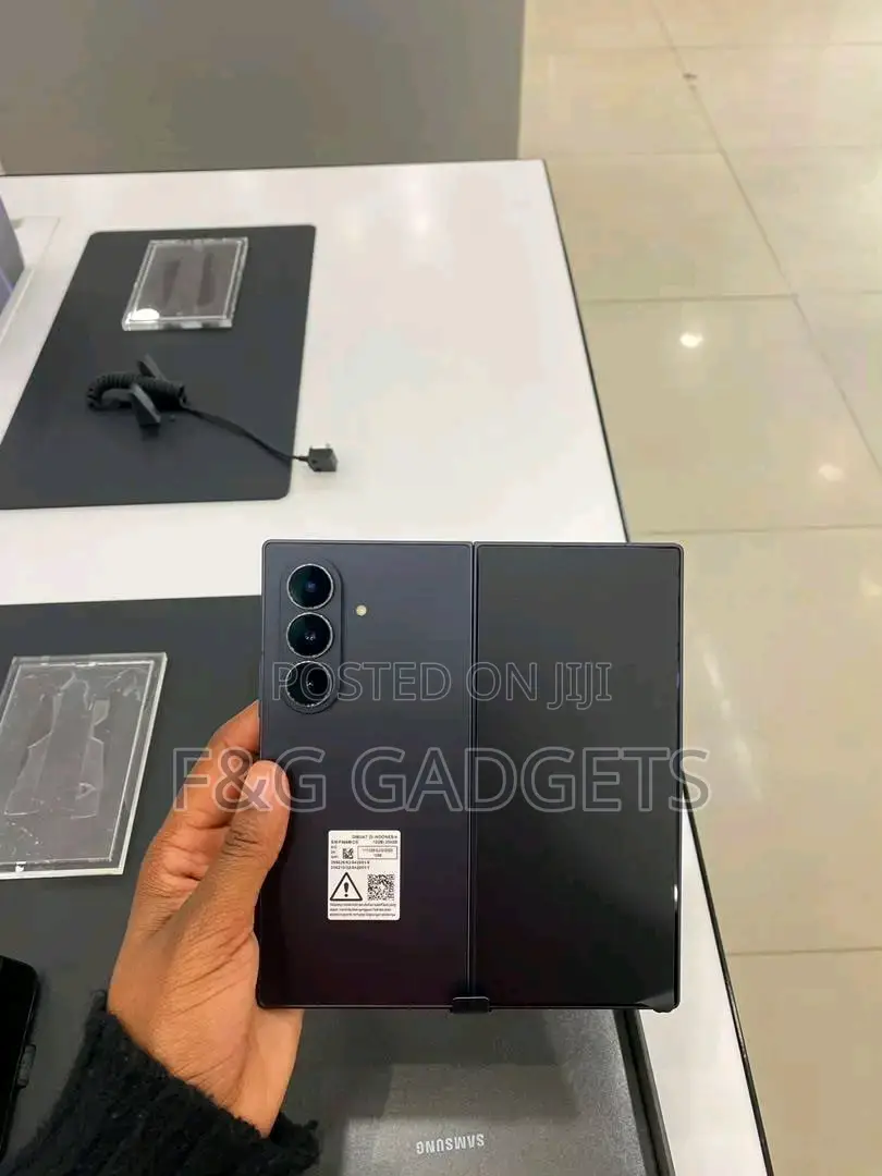 New Samsung Galaxy Z Fold7 256 GB Black