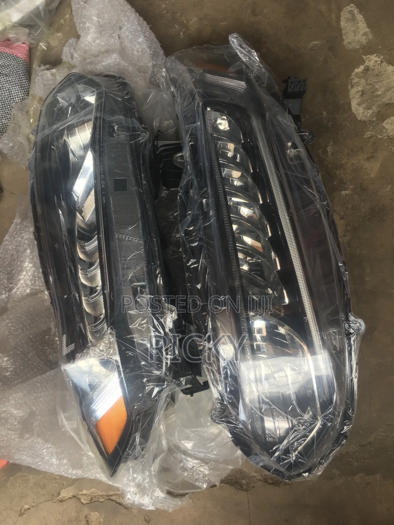 Honda Accord 18 Headlight Normal