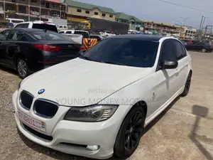 BMW 330i 2011 White