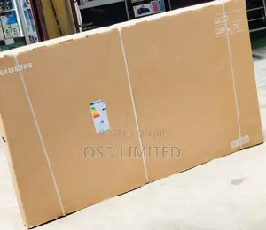See the Bigger Picture in Samsung QLED Smart TV