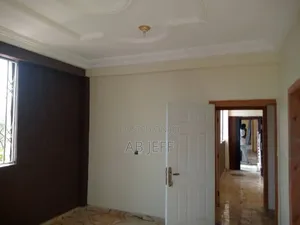 2bdrm Apartment in Ipt Container, Atwima Kwanwoma for rent