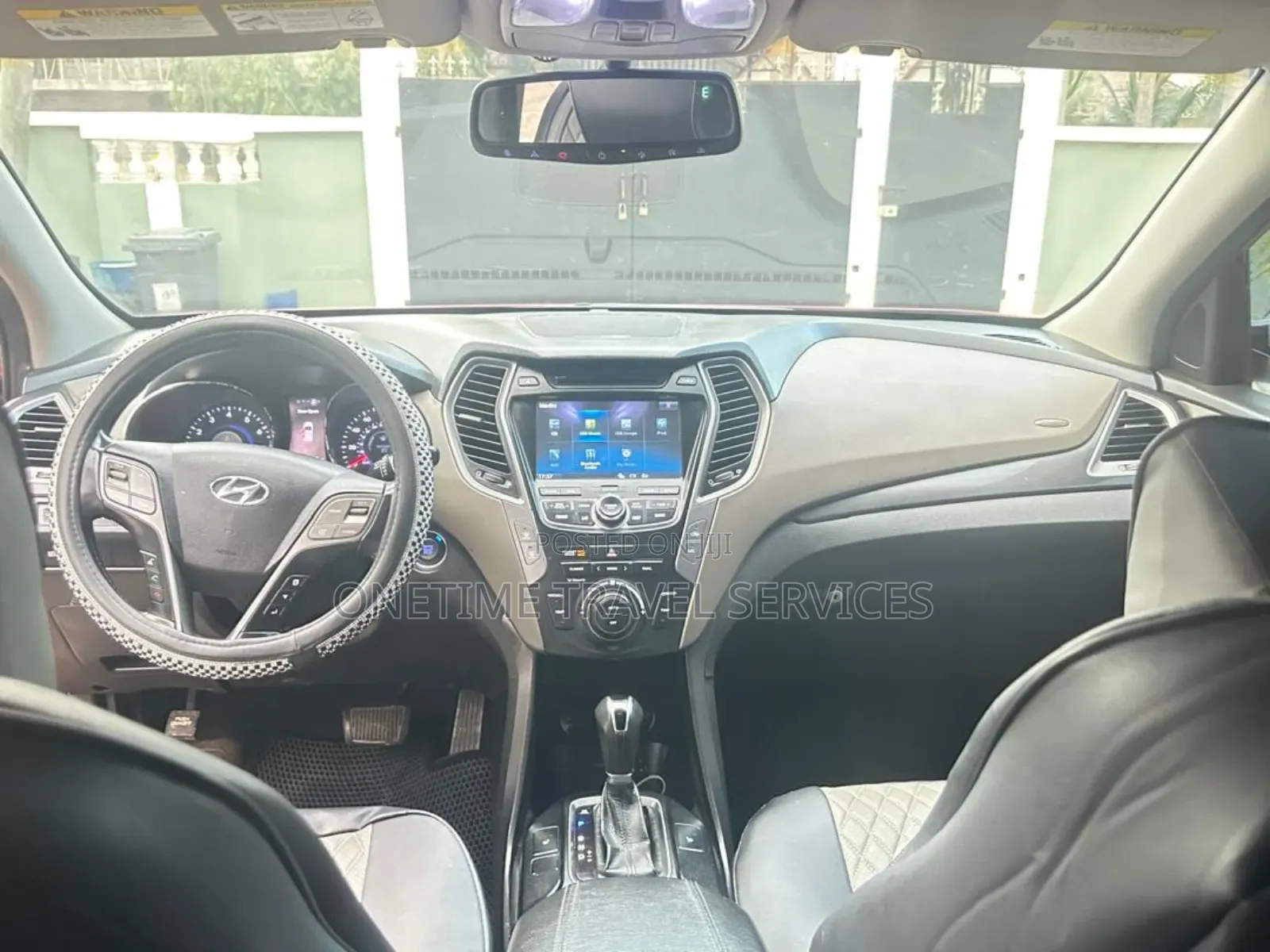 Hyundai Santa Fe 2014 Red