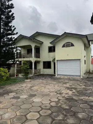 4bdrm Duplex in Tuba Kokrobite Road, Weija for sale