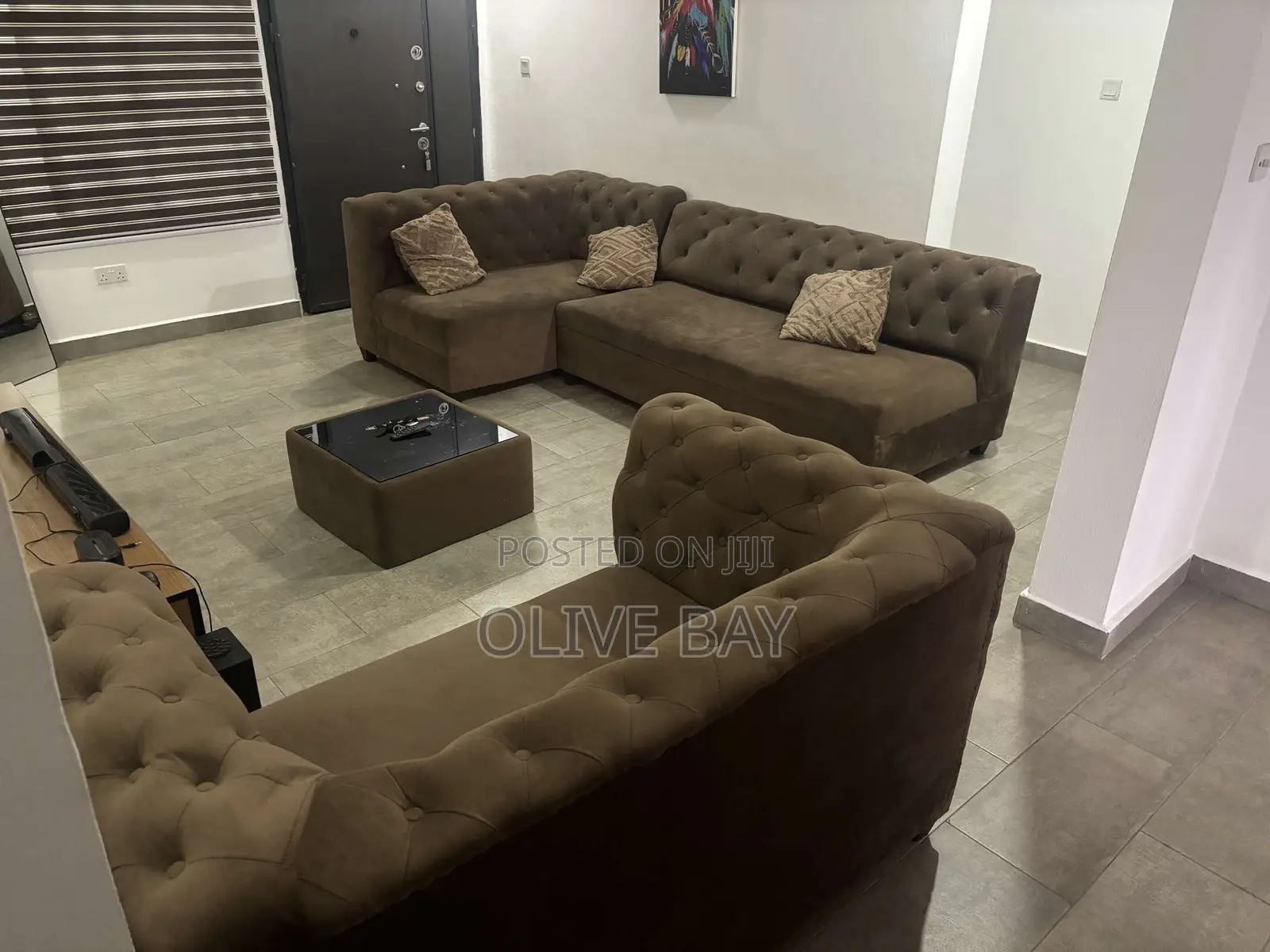 Couch/ Sofa