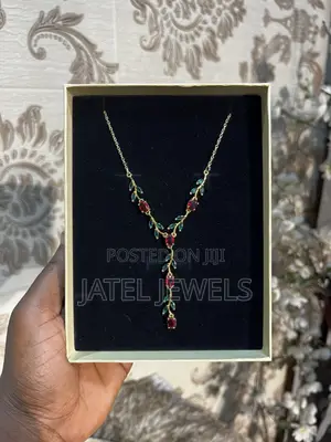 Dainty Nice Necklaces