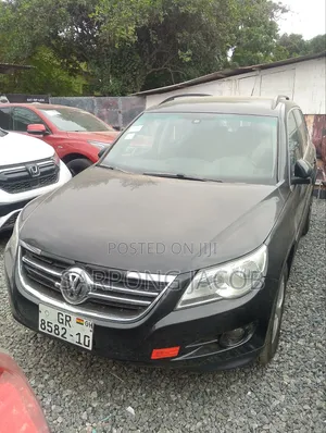 Volkswagen Tiguan 2011 Black
