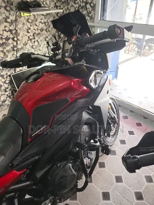 Yamaha 2017 Red