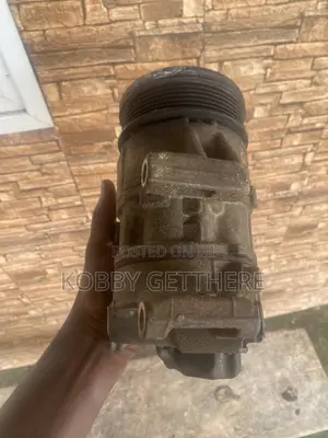 Toyota Vitz 2010 AC MOTOR