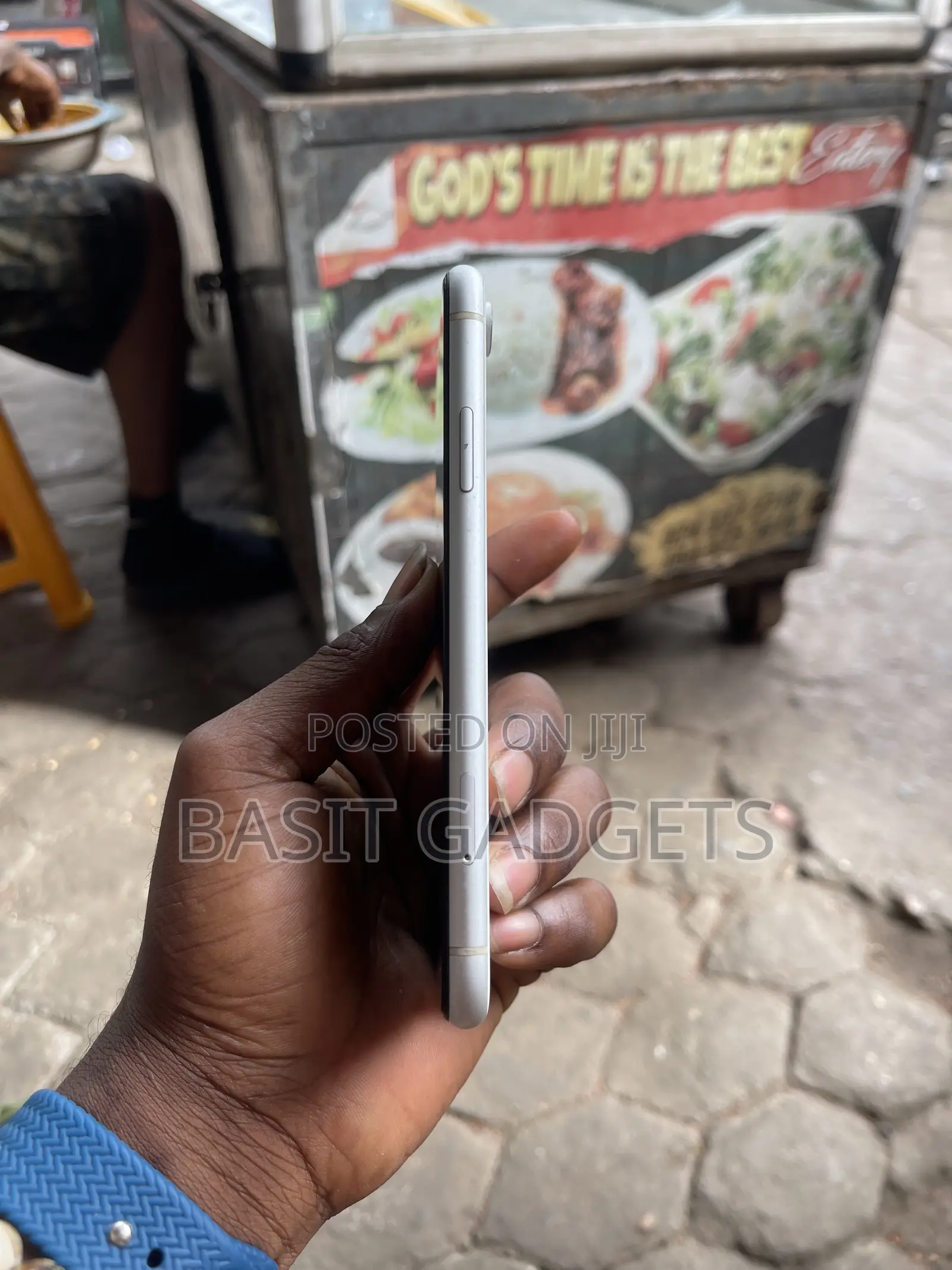 Apple iPhone XR 128 GB White