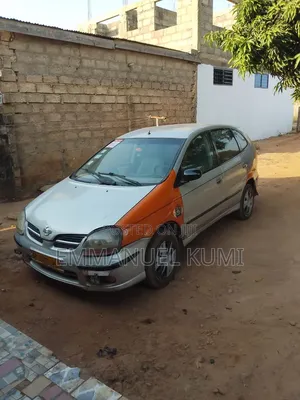 Nissan Almera 2000 Gray