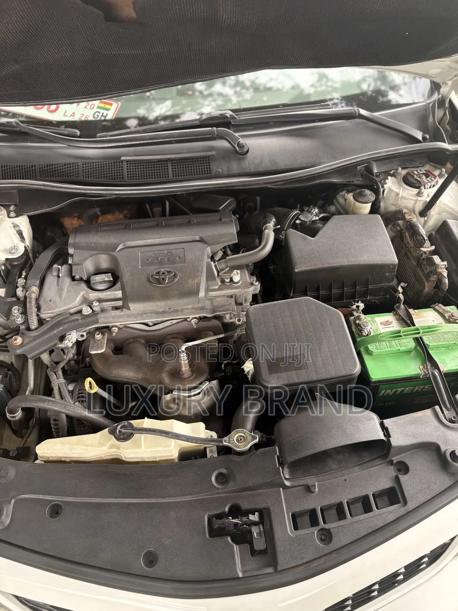 Toyota Camry SE 4dr Sedan (2.5L 4cyl 6A) 2013 White