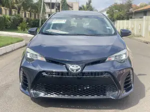 Toyota Corolla SE Special Edition 4dr Sedan (1.8L 4cyl CVT) 2017 Gray
