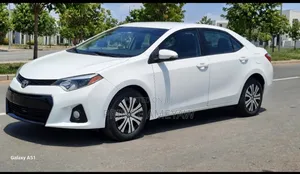 Toyota Corolla 2015 White
