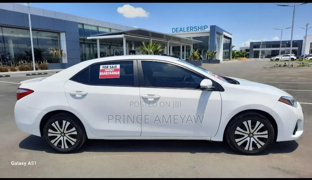 Toyota Corolla 2015 White