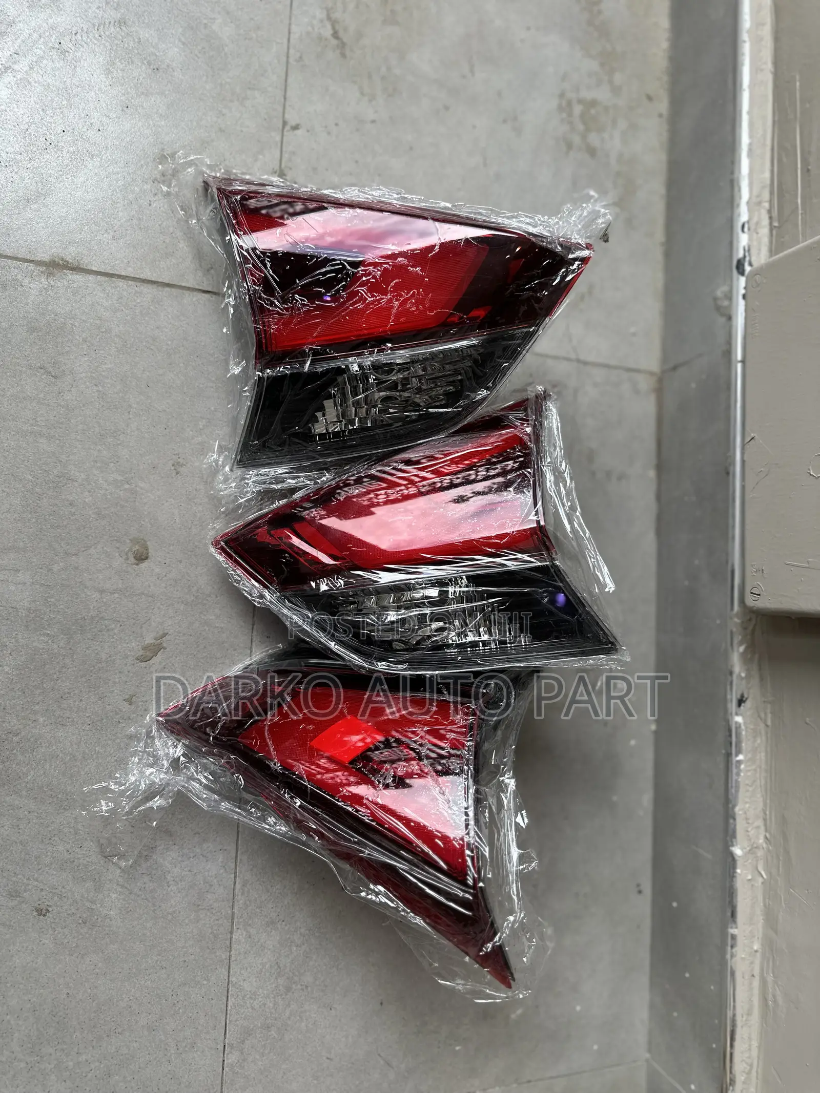 Nissan Rogue 2017-2018 Bot Light Available