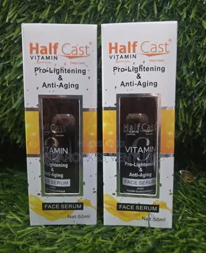 Halfcast Vitamin C Pro-Lightening Anti-Aging Face Serum. 50ml