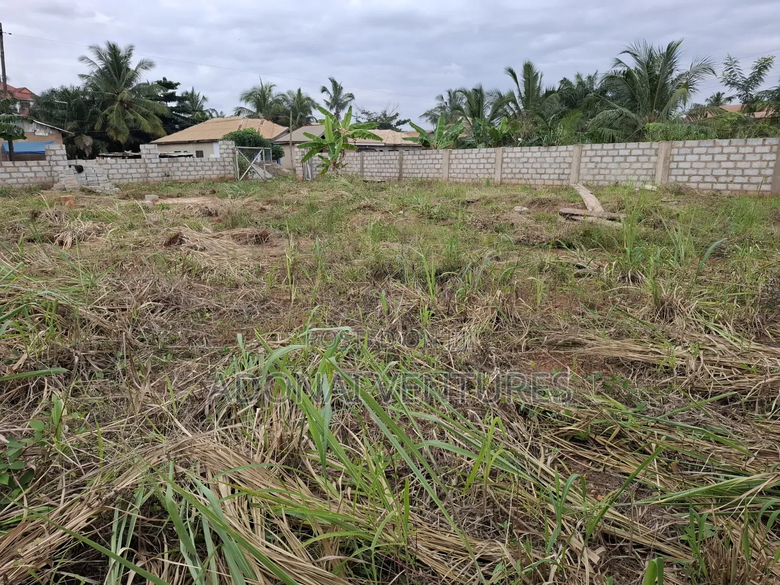 Full Plot of Land for Sale in Location Sokoban