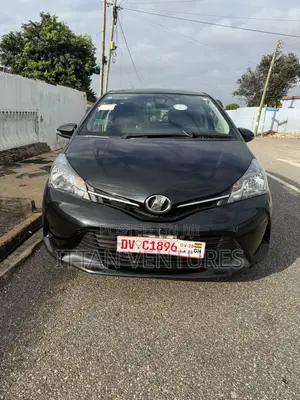 Toyota Vitz 2015 Black