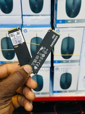 Samsung 512 M.2 SSD Drive
