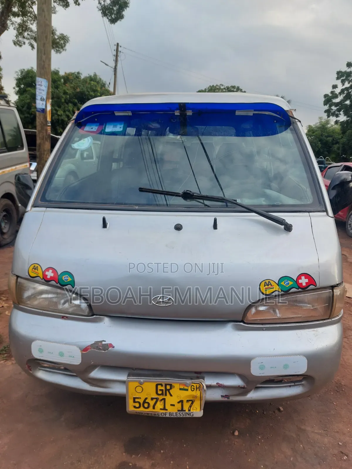 Hyundai H-100 2002 Silver