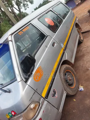 Hyundai H-100 2002 Silver