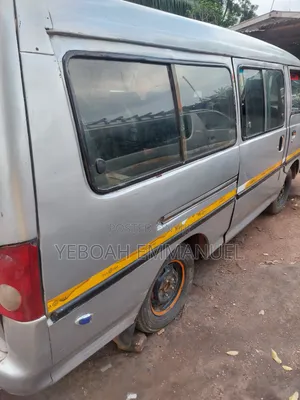 Hyundai H-100 2002 Silver
