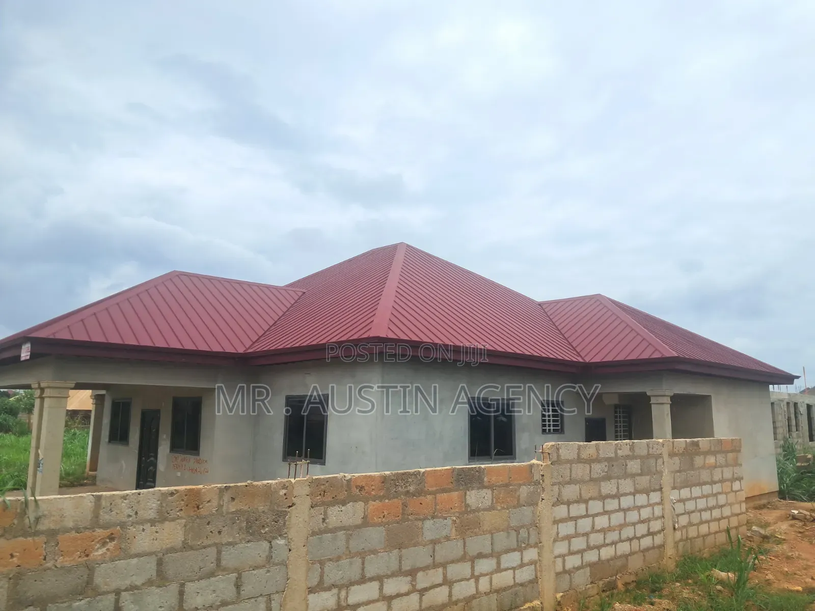4bdrm House in Atwima Kwanwoma for sale