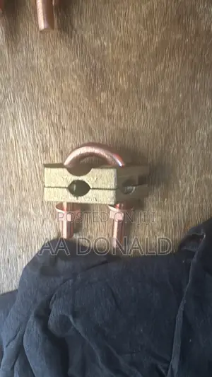 Ubolt Earth Clip