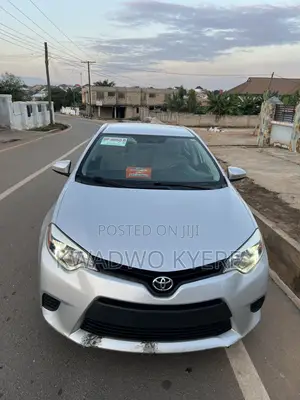 Toyota Corolla L 4dr Sedan (1.8L 4cyl 4A) 2015 Silver