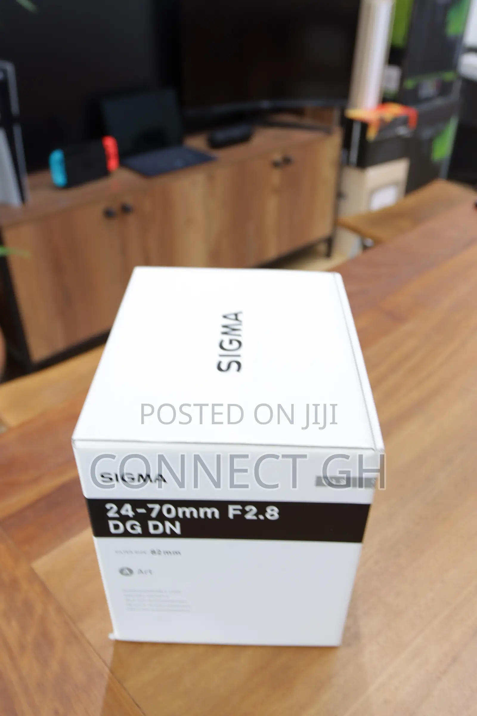 Sigma 24-70mm F/2.8 DG DN Art Lens