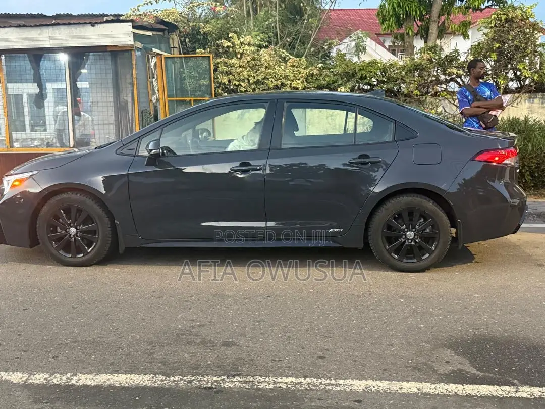 Toyota Corolla SE 2023 Gray